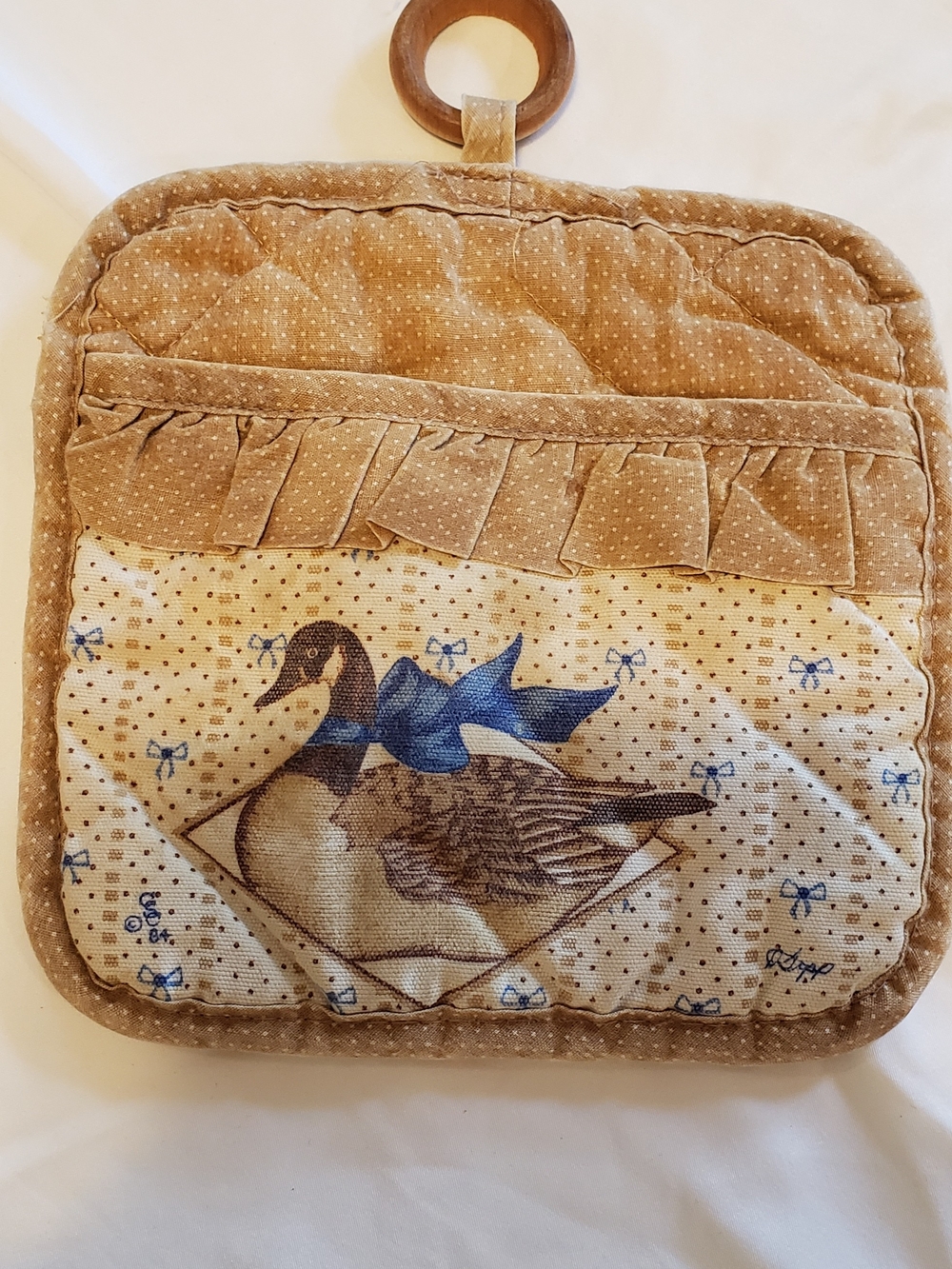 Vintage Quilted Duck Pocket Pot Holder in Tan and Blue